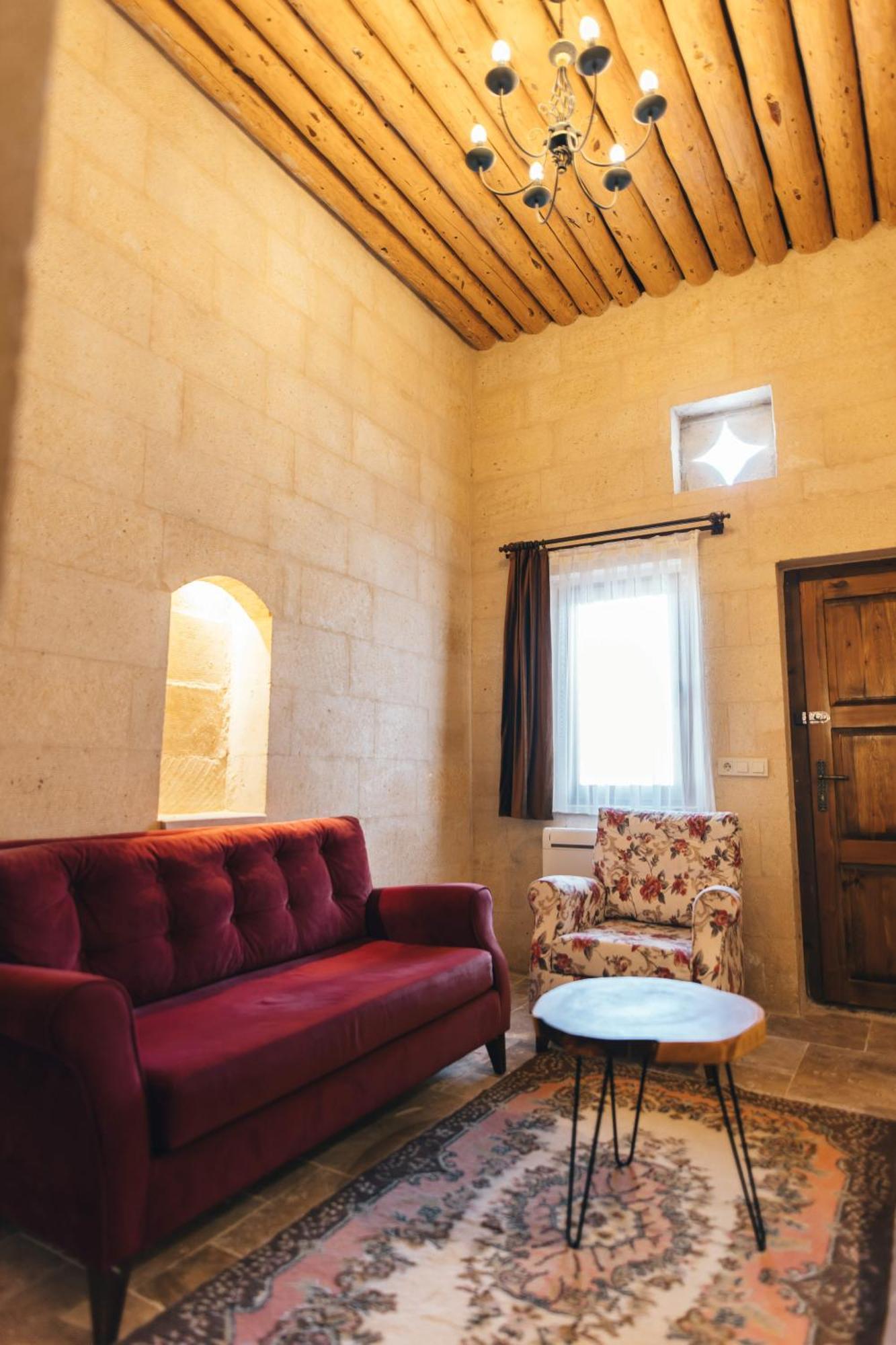 Harem Suites Cappadocia Ючхисар Екстериор снимка