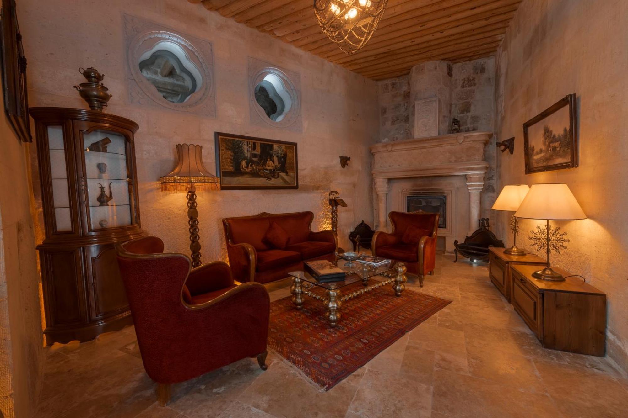 Harem Suites Cappadocia Ючхисар Екстериор снимка
