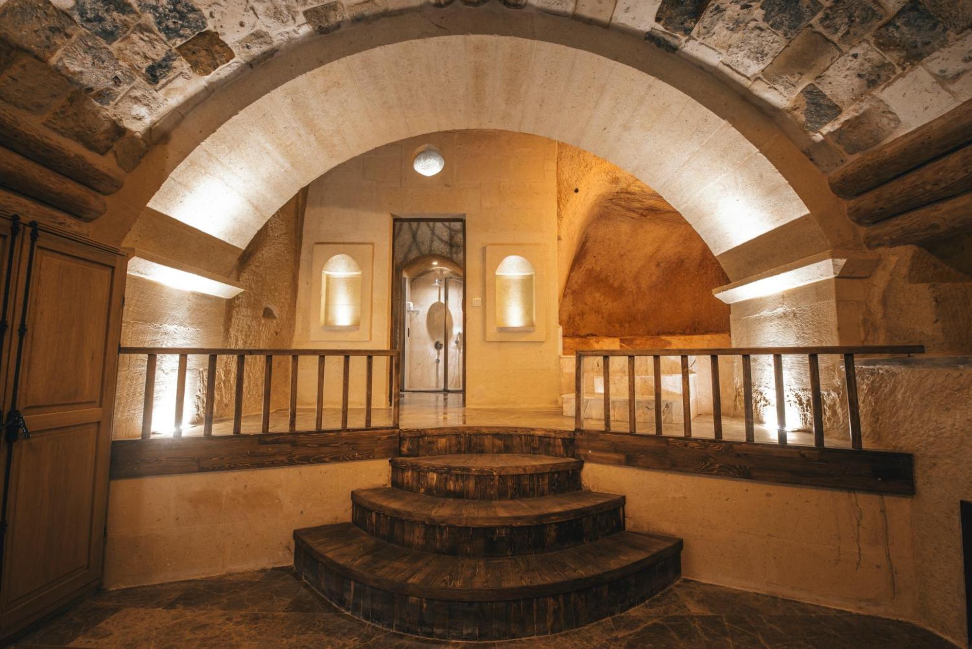 Harem Suites Cappadocia Ючхисар Екстериор снимка
