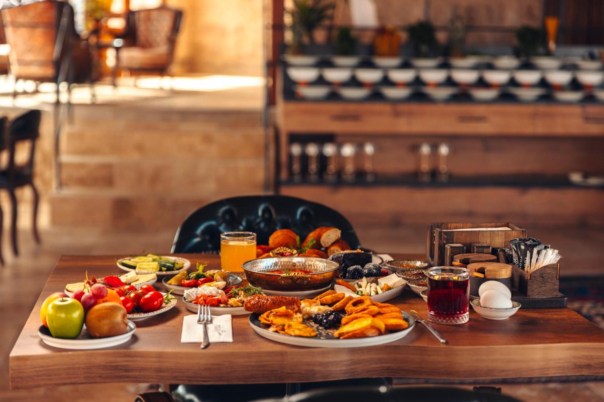 Harem Suites Cappadocia Ючхисар Екстериор снимка